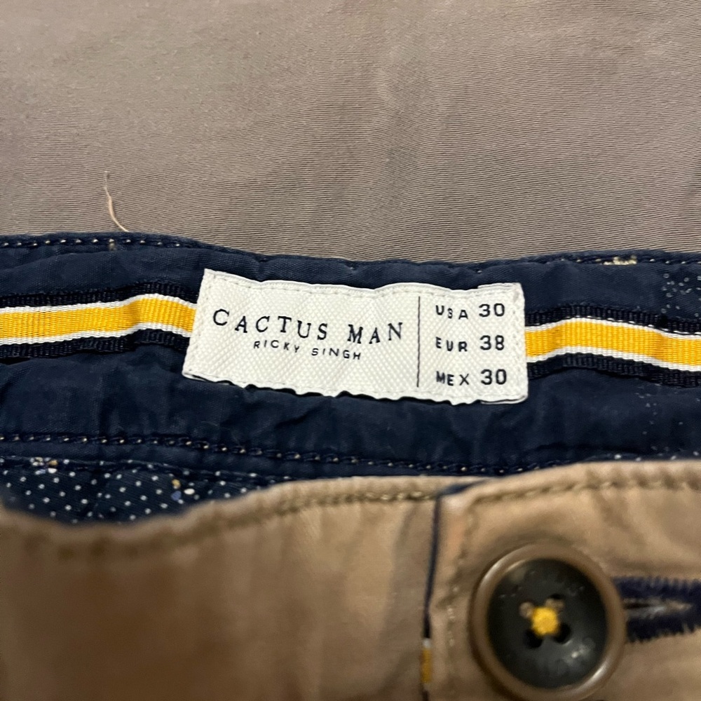 Cactus Men's Beige‎ Patterned Shorts - Picture 3 of 3